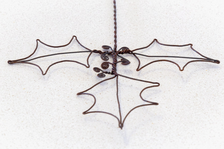 Wire Holly